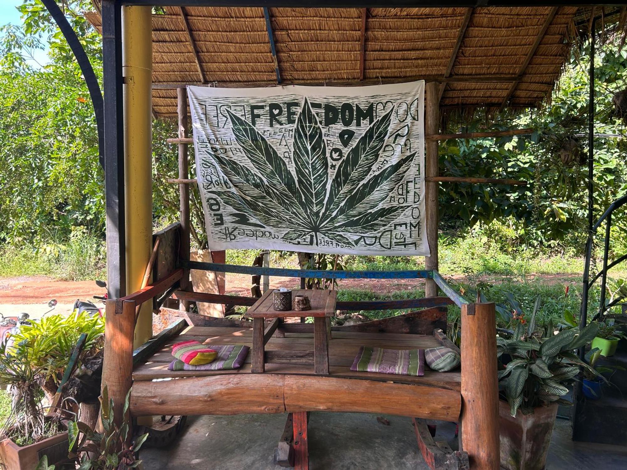 Hippy Hut Ко-Чанг Екстер'єр фото