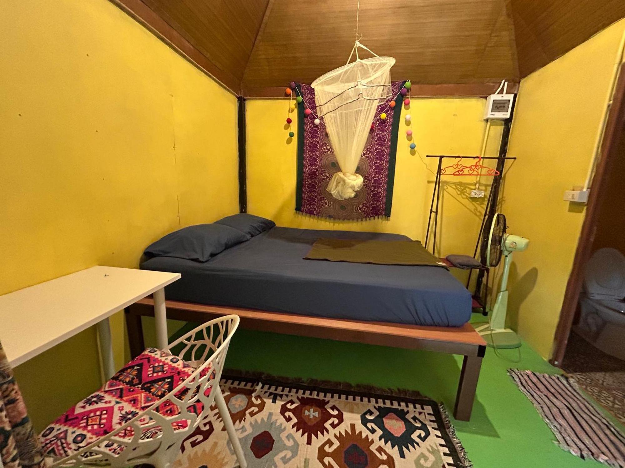 Hippy Hut Ко-Чанг Екстер'єр фото