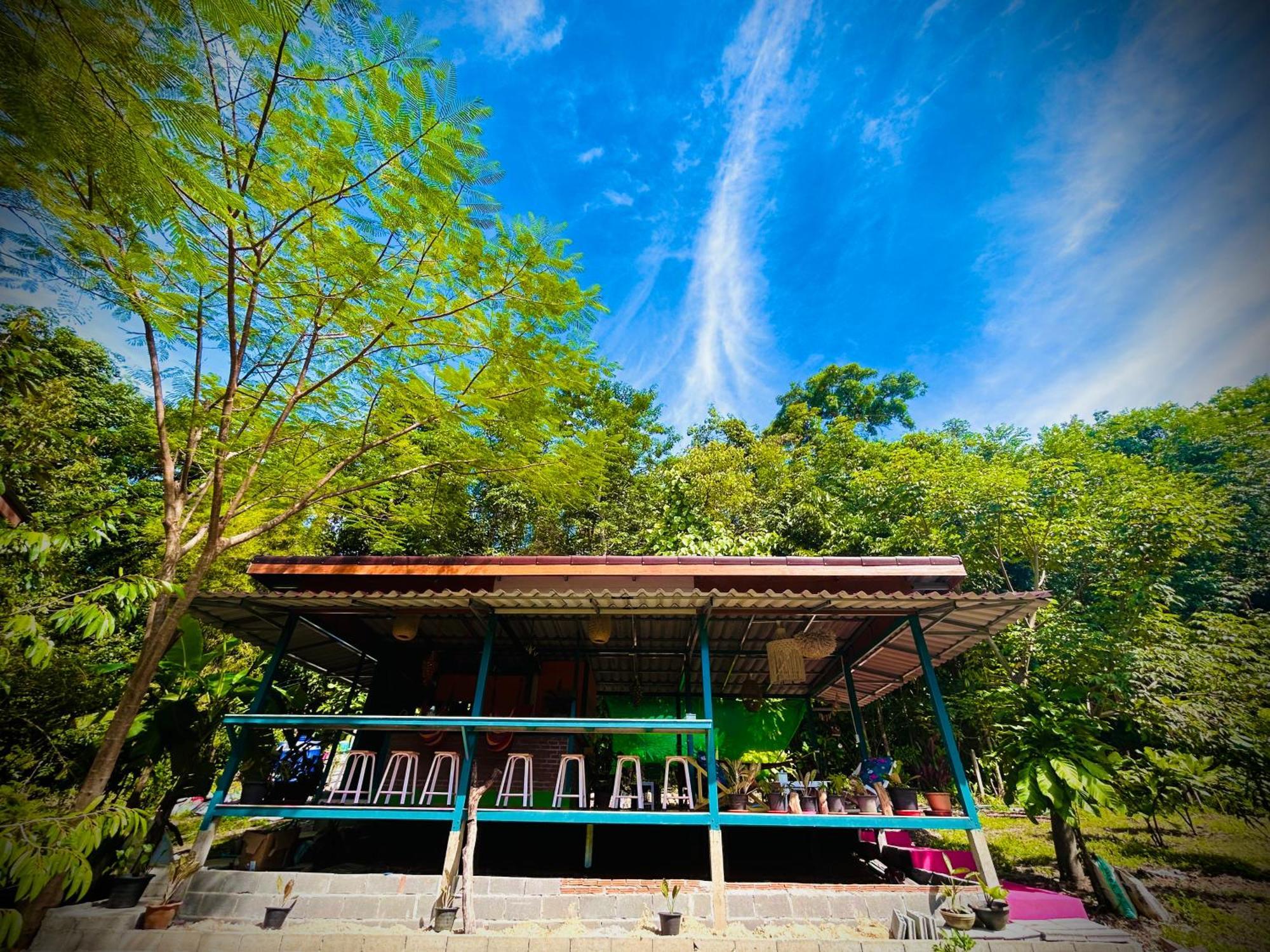 Hippy Hut Ко-Чанг Екстер'єр фото